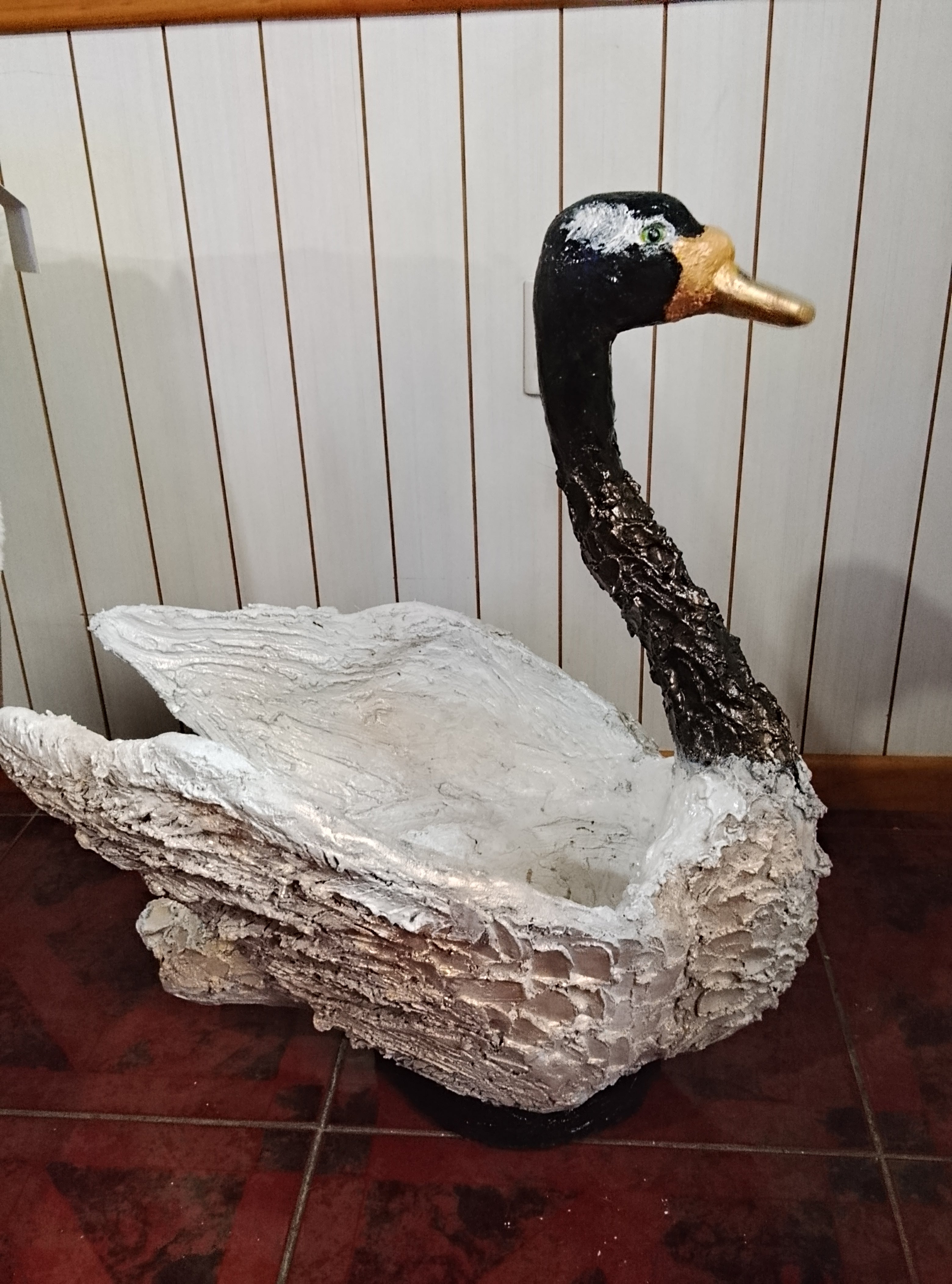 Cisne Decorativo Artesanal Porta Flores – Gran Formato