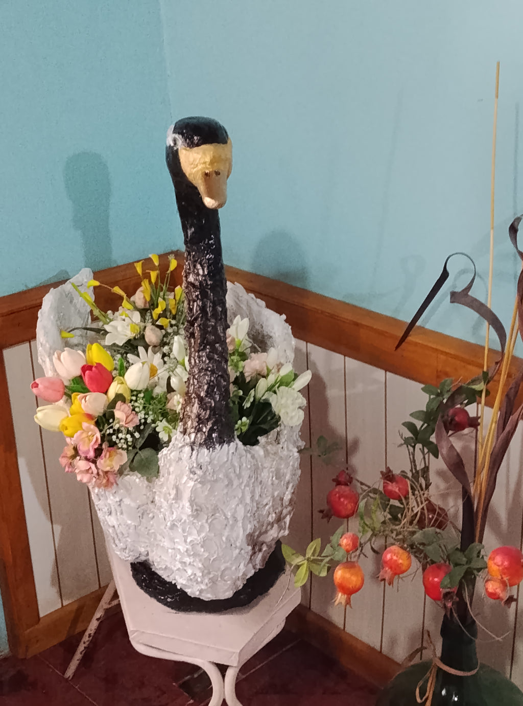 Cisne Decorativo Artesanal Porta Flores – Gran Formato
